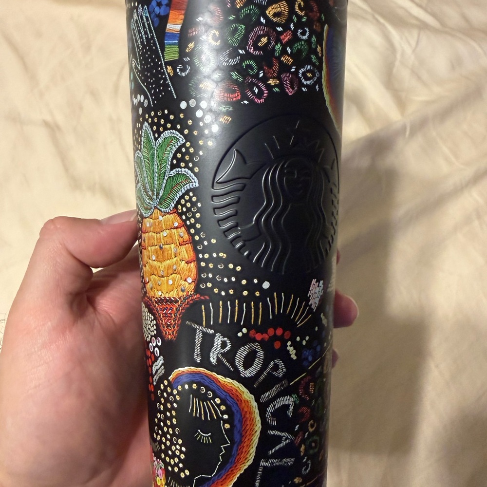 FARM Rio Colorful Floral Design - Picture 3 of 9